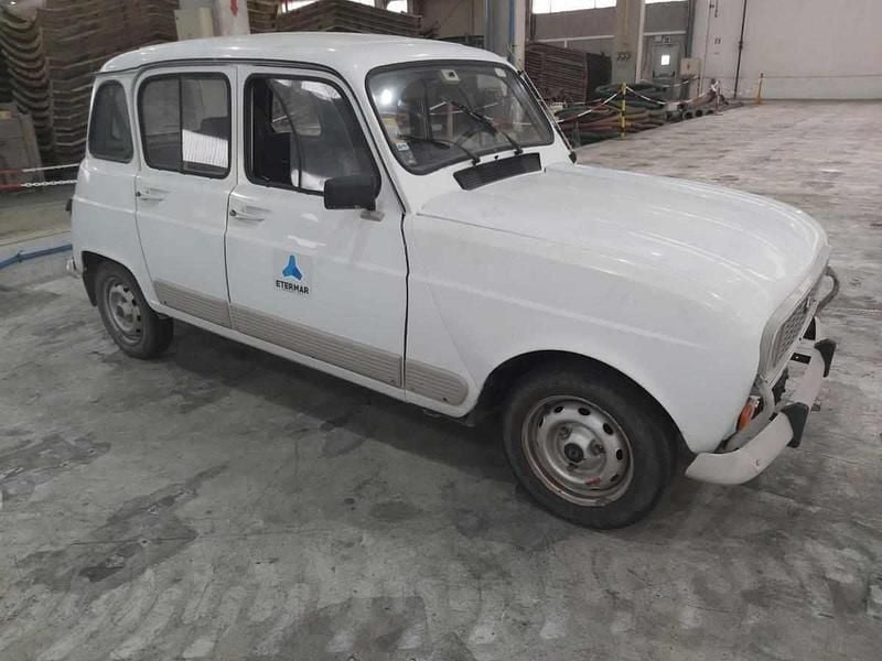 Branco Usado 1992 Renault R4 Citadino | € 4.000 - Imagem 1/4