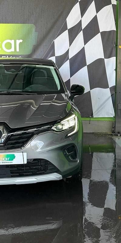 Usado Renault Captur 160 HP (117 kW) 2023 Cinzento SUV