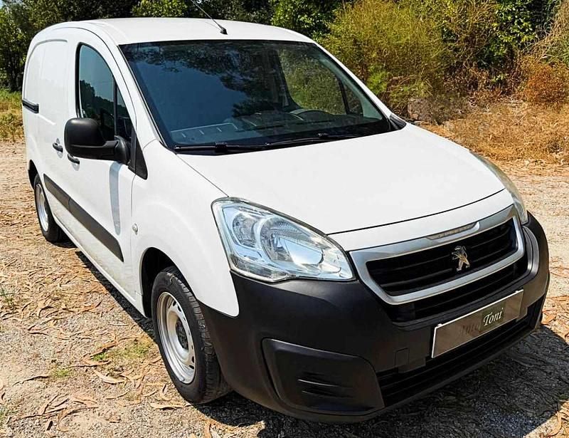 Branco Usado 2017 Peugeot Partner Van | € 8.250 (Bom preço) - Imagem 1/4