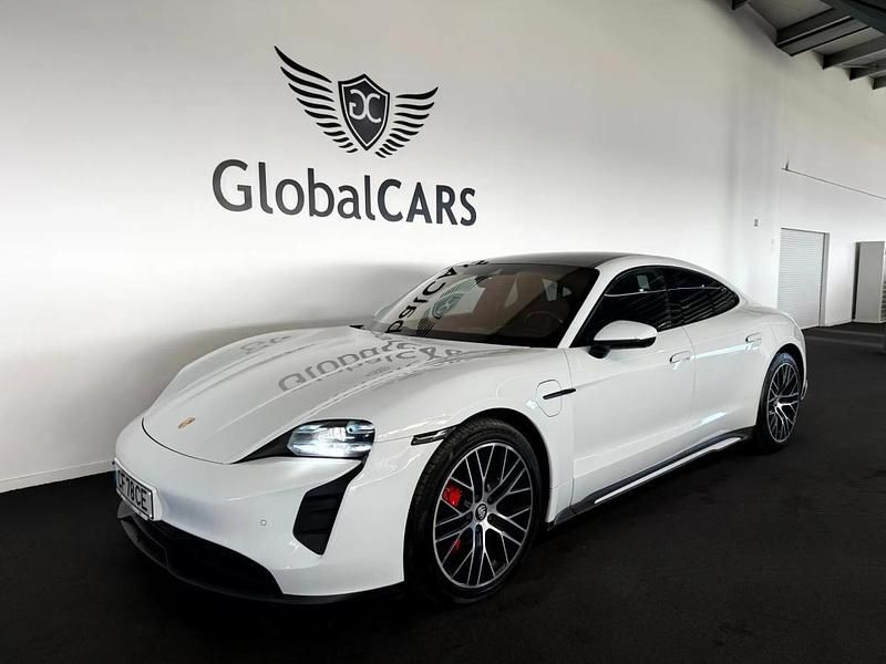 Usado Porsche Taycan 389 kW (530 HP) 2021 Branco