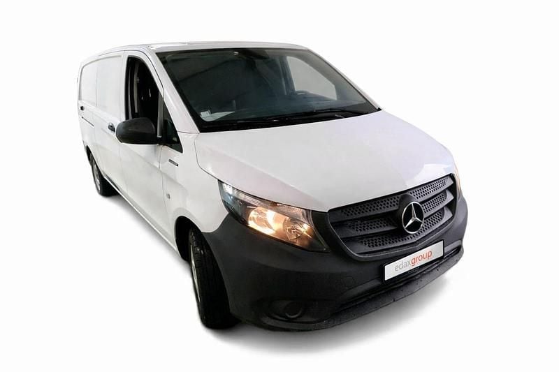 Usado Mercedes e-Vito 85 kW (116 HP) 2021 Branco Monovolume