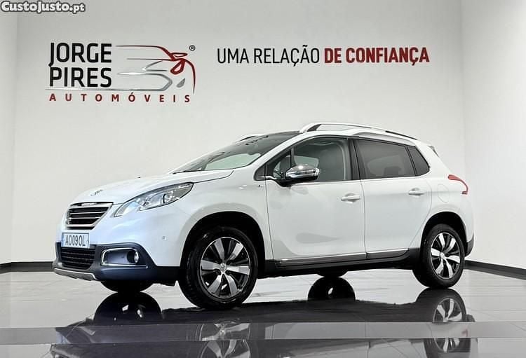 Branco Usado 2015 Peugeot 2008 Allure SUV | € 9.990 (Bom preço) - Imagem 1/1
