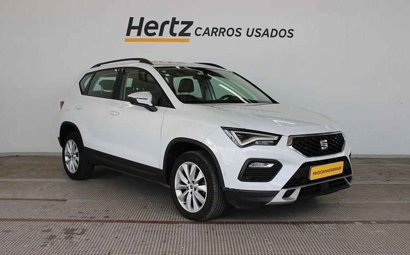 Branco Usado 2023 Seat Ateca Style SUV | € 21.390 (Preço justo) - Imagem 1/4