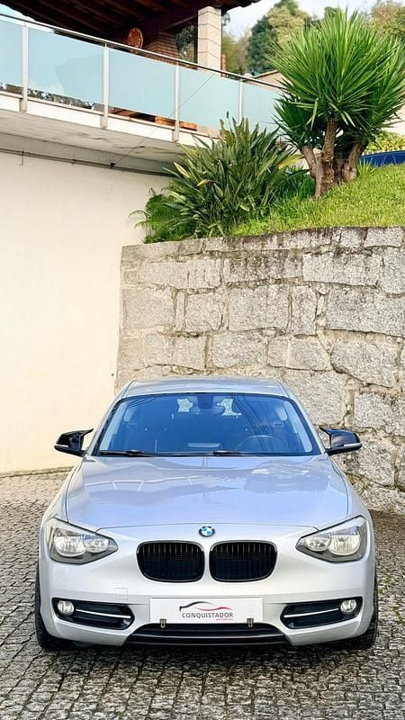 Usado BMW 116 Sport Line 116 HP (85 kW) 2012 Cinza Citadino