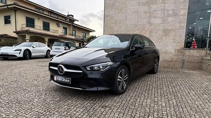 Preto Usado 2021 Mercedes CLA250 Shooting Brake Progressive Carrinha | € 28.950 - Imagem 1/4