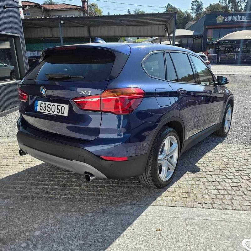 Usado BMW X1 Advantage 190 HP (139 kW) 2017 Azul SUV