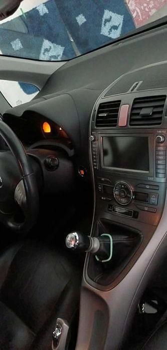Usado Toyota Auris 177 HP (130 kW) 2008 Citadino