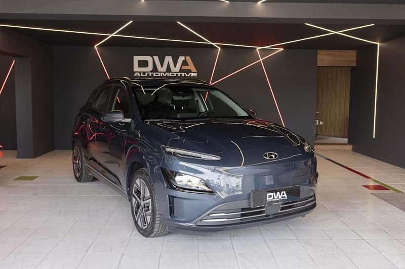 Cinzento Usado 2022 Hyundai Kauai SUV | € 23.370 (Preço justo) - Imagem 1/4