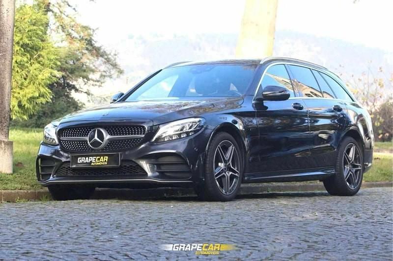 Usado Mercedes C300 306 HP (225 kW) 2021 Cinzento