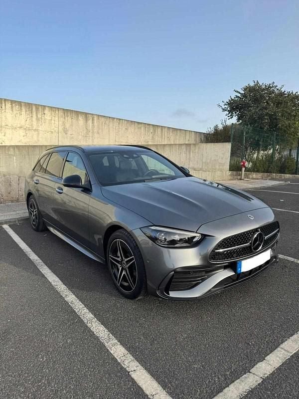 Usado Mercedes C300 313 HP (230 kW) 2023 Cinzento Carrinha