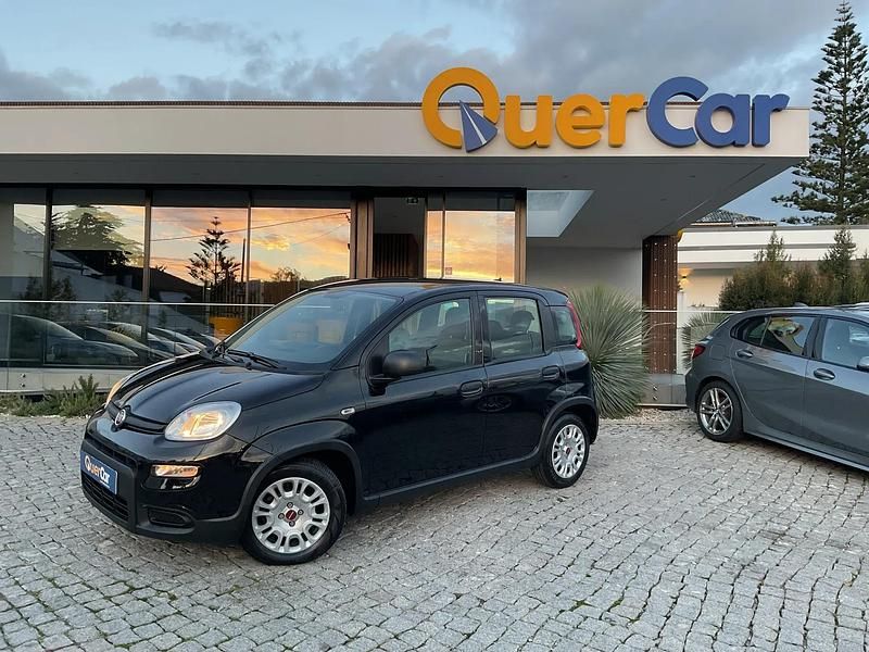 Usado Fiat Panda 70 HP (51 kW) 2023 Preto