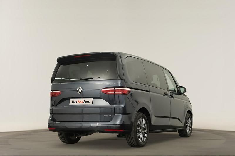 Usado VW Multivan Life 157 HP (115 kW) 2024 Azul Van