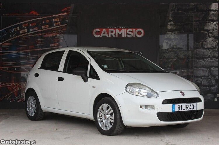 Branco Usado 2018 Fiat Punto Easy Citadino | € 7.900 (Preço justo) - Imagem 1/1