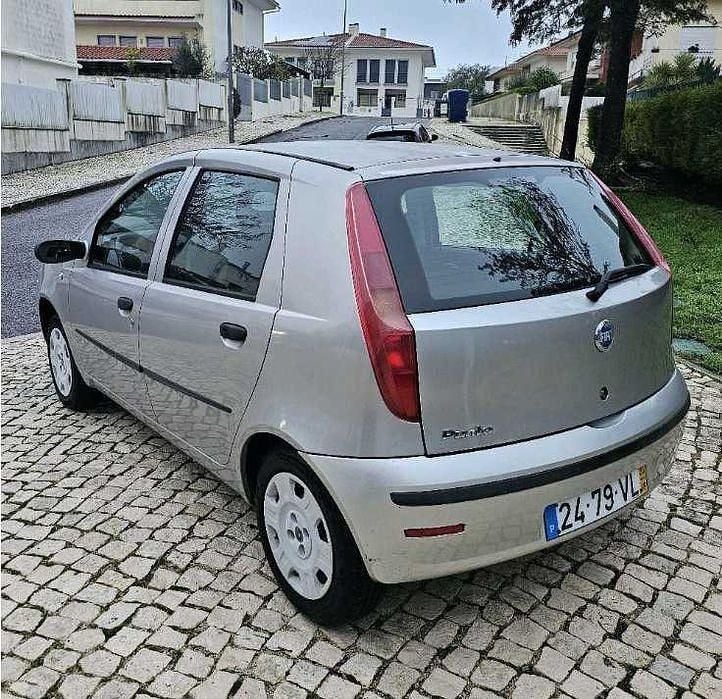 Usado Fiat Punto 60 HP (44 kW) 2003 Citadino