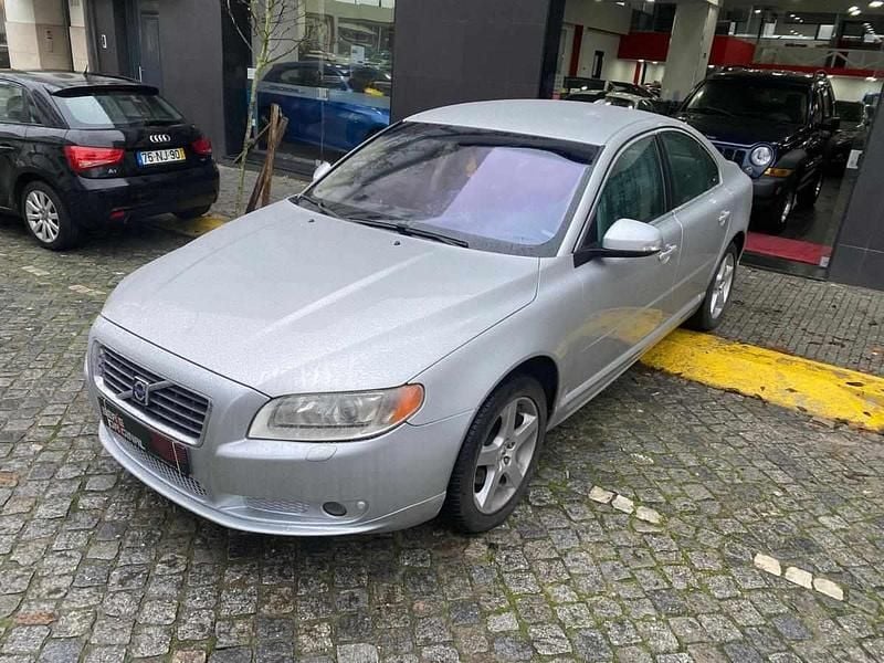 Usado Volvo S80 185 HP (136 kW) 2006 Cinzento Sedan