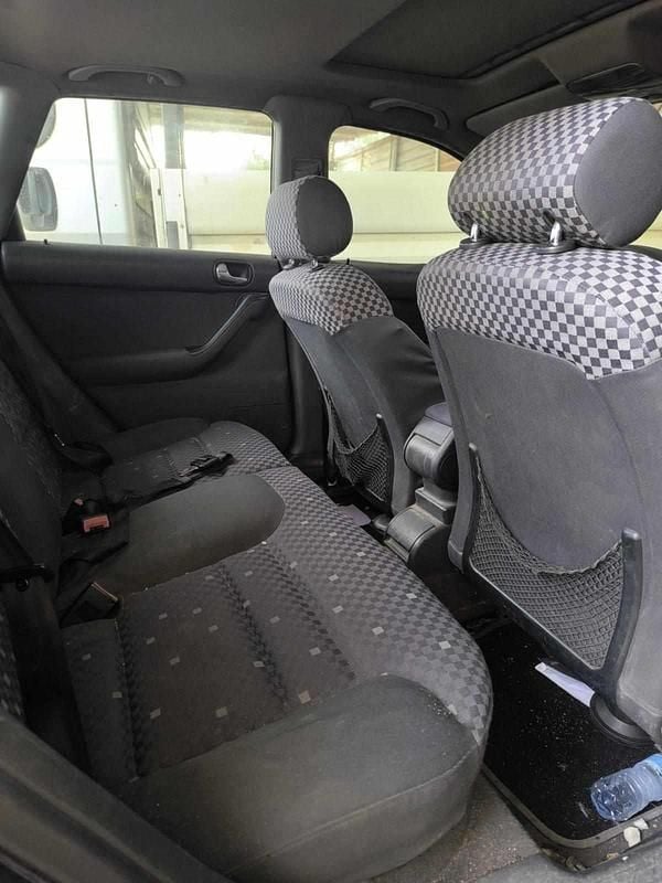 Usado Audi A3 110 HP (80 kW) 1999 Azul Citadino