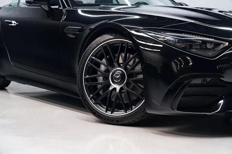 Usado Mercedes SL43 AMG AMG 381 HP (280 kW) 2022 Preto Cabrios