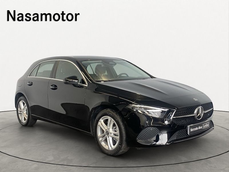 Preto Usado 2023 Mercedes A250 | € 42.900 (Caro) - Imagem 1/4