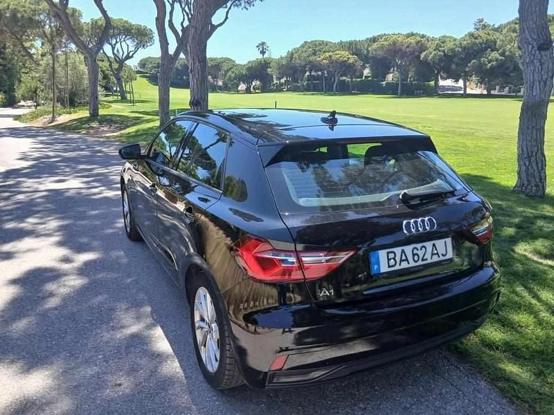 Usado Audi A1 Sportback 95 HP (69 kW) 2023 Preto Citadino