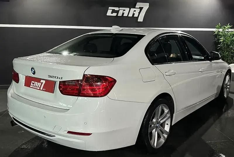Usado BMW 320 184 HP (135 kW) 2013 Branco Sedan