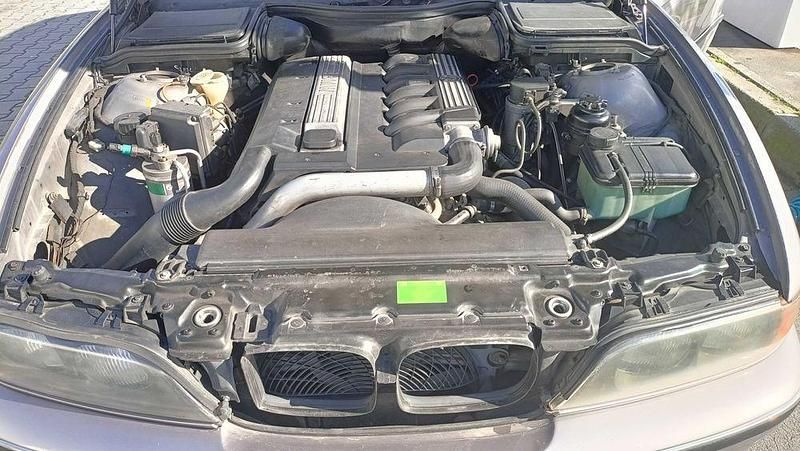 Usado 1997 BMW 525 Sedan | € 3.500 (Preço justo) - Imagem 1/4