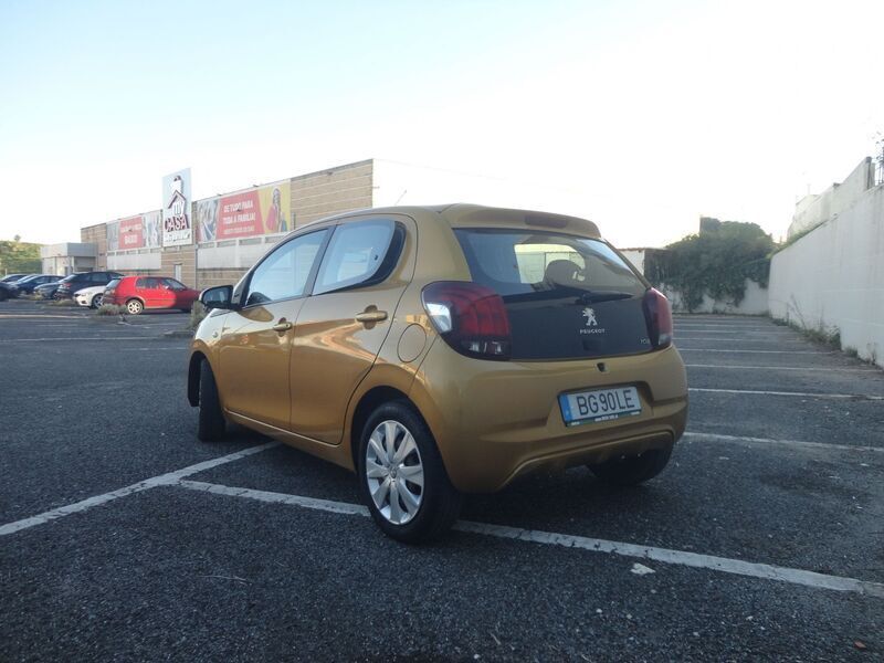 Usado Peugeot 108 Allure 82 HP (60 kW) 2017 Amarelo Citadino