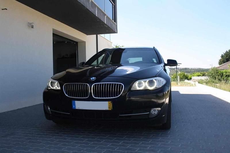 Usado BMW 520 184 HP (135 kW) 2012 Preto Carrinha