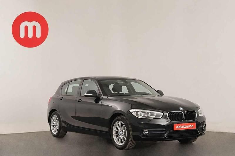 Preto Usado 2018 BMW 116 Citadino | € 23.999 - Imagem 1/4