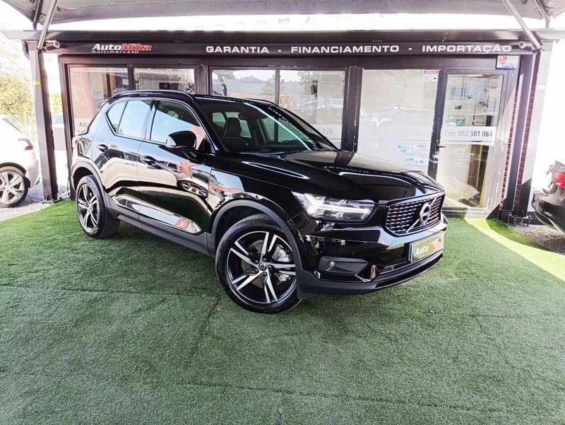 Usado Volvo XC40 R-Design 262 HP (192 kW) 2020 Preto SUV