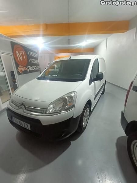 Branco Usado 2014 Citroën Berlingo Monovolume | € 6.258 (Super Preço) - Imagem 1/1