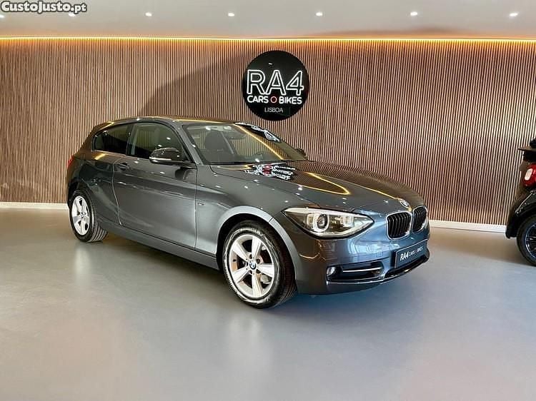 Cinza Usado 2013 BMW 116 Sport Line Citadino | € 13.990 (Preço elevado) - Imagem 1/1