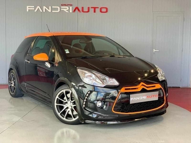 Usado Citroën DS3 So Chic 202 HP (148 kW) 2012 Cinza Citadino