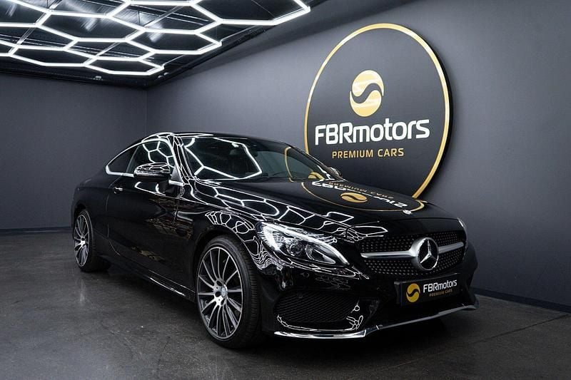 Preto Usado 2016 Mercedes C250 AMG line Coupé | € 25.990 - Imagem 1/4