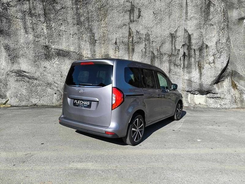 Usado 2022 Mercedes 180 Progressive Sedan | € 27.900 (Bom preço) - Imagem 1/4