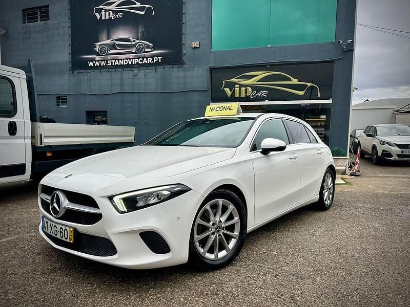 Branco Usado 2019 Mercedes A180 Progressive | € 20.990 (Super Preço) - Imagem 1/4