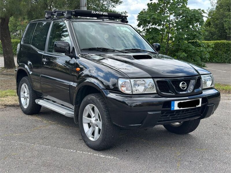Preto Usado 2004 Nissan Terrano SUV | € 12.900 - Imagem 1/4