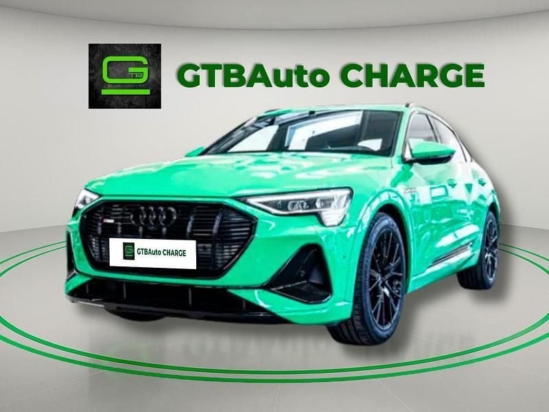 Verde Usado 2022 Audi e-tron S-Line SUV | € 49.500 (Caro) - Imagem 1/4