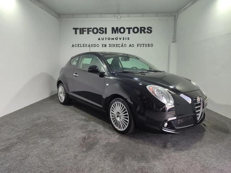 Usado Alfa Romeo MiTo 85 HP (62 kW) 2015 Preto Citadino