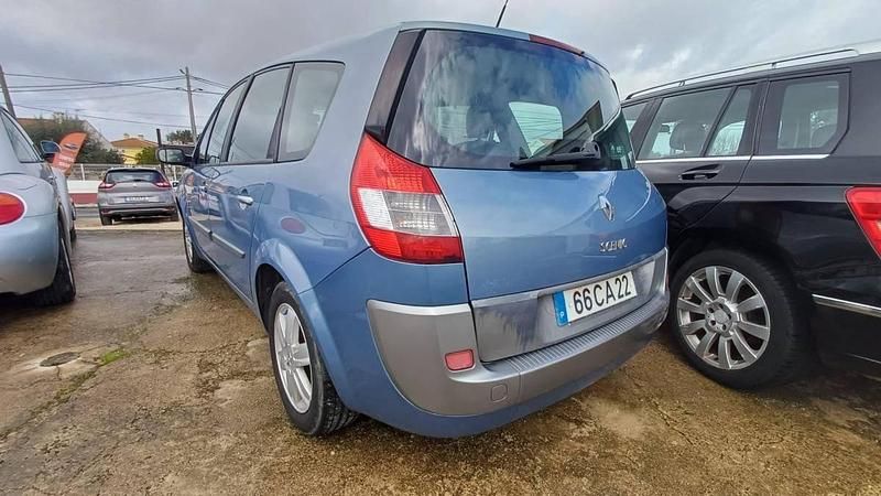 Usado Renault Grand Scénic II 110 HP (80 kW) 2007 Azul Monovolume