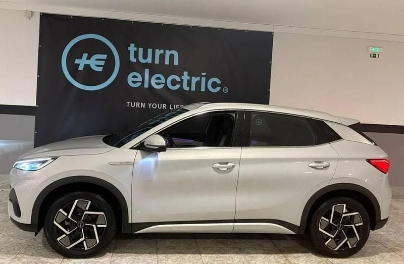 Cinzento Usado 2023 BYD Atto 3 SUV | € 28.900 (Preço justo) - Imagem 1/4