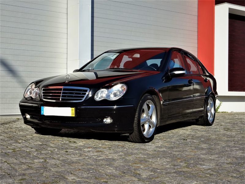Vendido Mercedes C270 CDI AVANTGARDE Carros Usados Para Venda vendido-mercedes-c270-cdi-avantgarde-carros-usados-para-venda