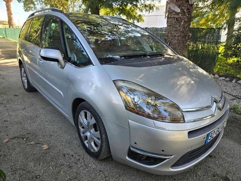 Cinzento Usado 2008 Citroën Grand C4 Picasso Exclusive Monovolume | € 9.950 - Imagem 1/4