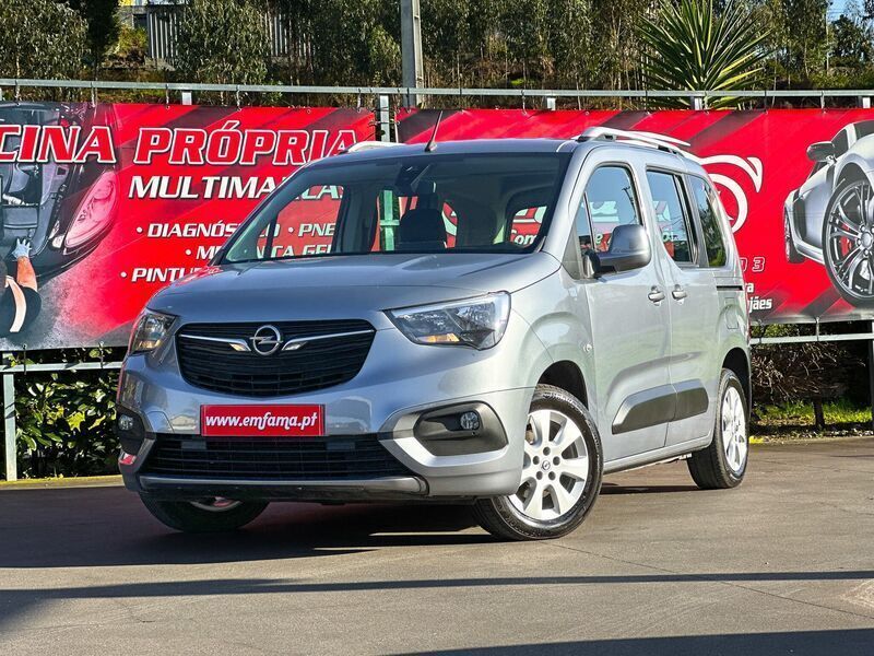 Cinza Usado 2019 Opel Combo Life Enjoy Monovolume | € 14.950 - Imagem 1/4