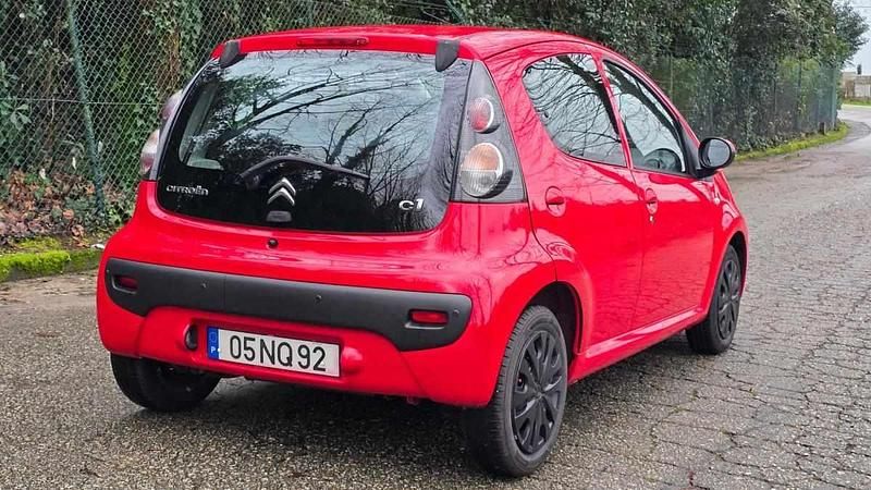 Usado Citroën C1 SELECTION 68 HP (50 kW) 2013 Vermelho Citadino