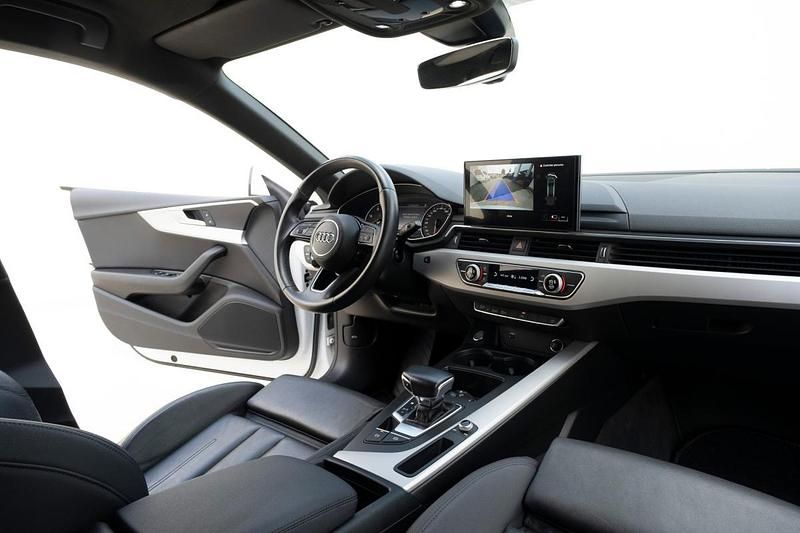 Usado Audi A5 Sportback 163 HP (119 kW) 2022 Branco Citadino