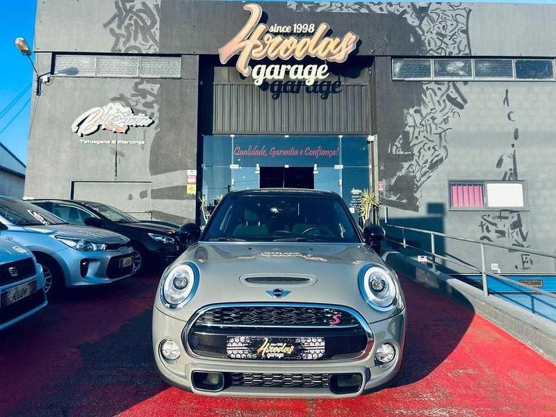 Cinzento Usado 2018 Mini Cooper Citadino | € 22.900 (Caro) - Imagem 1/4