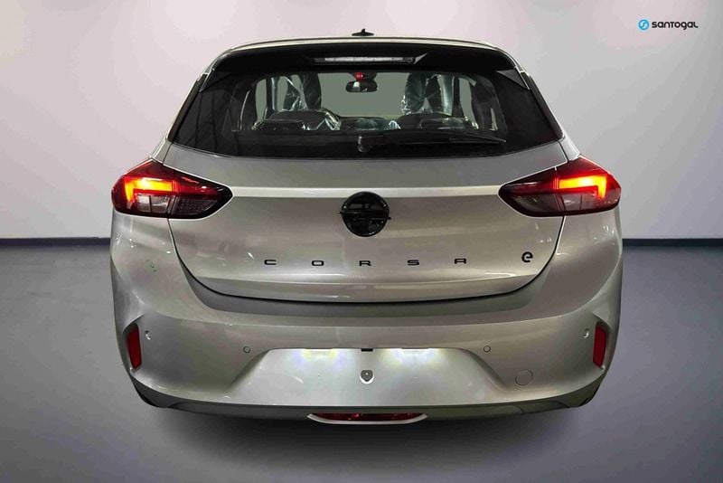 Usado Opel Corsa-e Edition 100 kW (136 HP) 2024 Cinzento Citadino