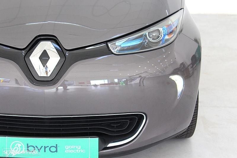 Usado Renault Zoe Bose Edition 67 kW (92 HP) 2017 Cinzento Citadino