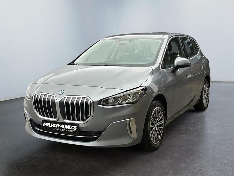 Cinza Usado 2022 BMW 218 Active Tourer Monovolume | € 23.750 - Imagem 1/4