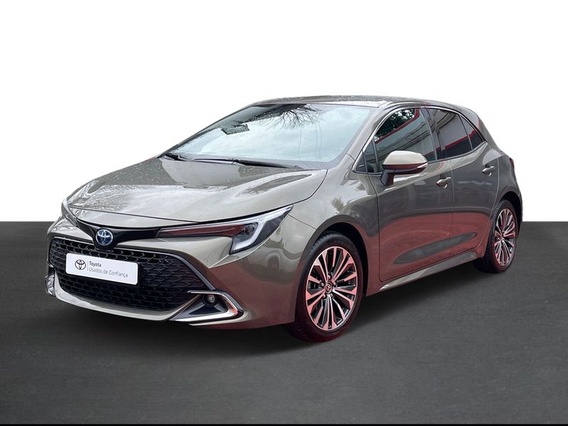 Bronze (pintura metalizada) Usado 2023 Toyota Corolla Comfort Sedan | € 27.750 (Preço justo) - Imagem 1/4